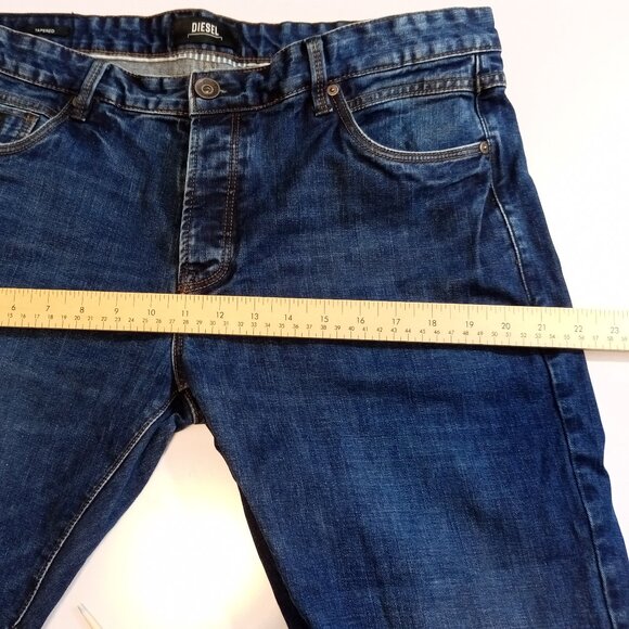 Diesel Original Tapered Mens Jeans Stretch Regular Blue Denim 36x32(37x31.5) - Picture 12 of 16